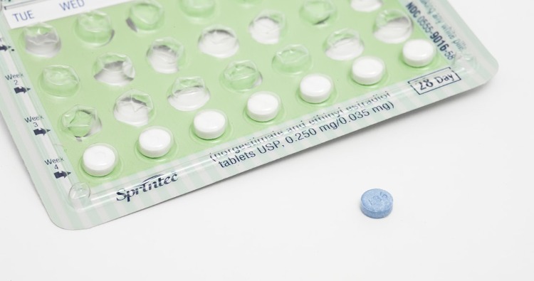 é errado usar anticoncepcionais?